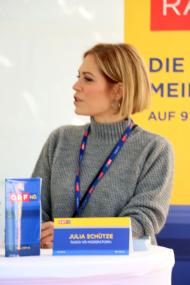 Julia Schütze